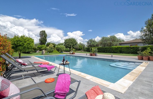Alghero Villa | Alghero a charming villa with swimming pool, wifi, park, for 6 people