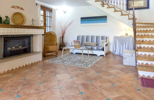 Alghero Villa | Alghero, Villa Josephine With Spectacular Swimming Pool, for 8 Guests