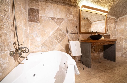 Uchisar Hotel | Alice in Cappadocia
