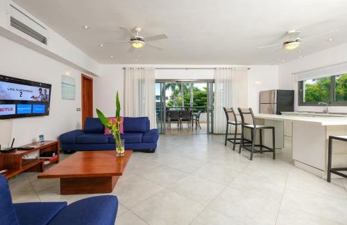 La Iglesia Apartment | Aligio Aparthotel, Beachfront, Las Terrenas
