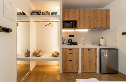 Kontos Apartment | Alkis guest house, super close to sea and restaurants