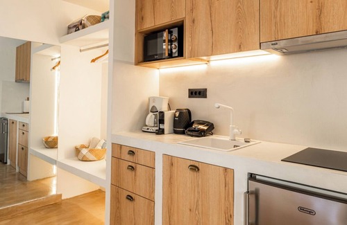 Kontos Apartment | Alkis guest house, super close to sea and restaurants