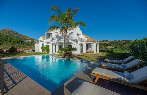 Benahavis Villa | All About La Boheme