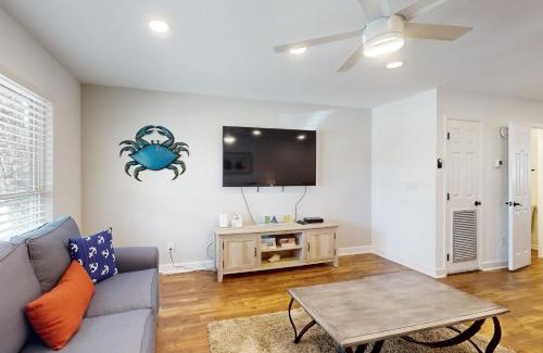 Sunnyside Apartment | All About the Beach