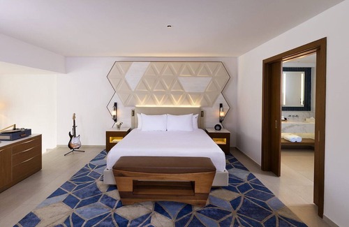 Bavaro Hotel | All-Inclusive Punta Cana Escape with 13 Pools & 9 Restaurants | 2 Units