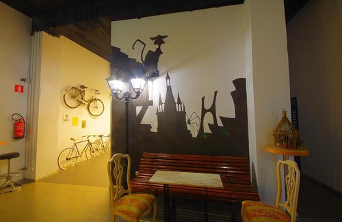 Zurbaran Hostel | All Iron Hostel