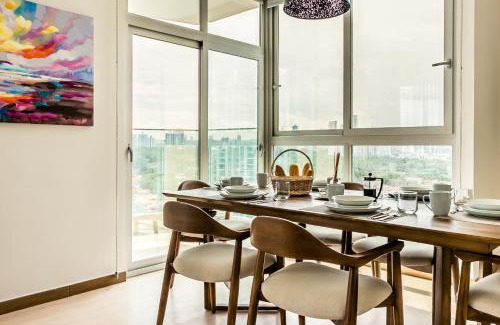 Tumba Vieja Apartment | All Mode City View Apartment - PH Quartier Del Mar