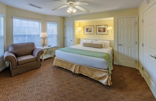 South Lee Hotel | All Season Escape | Four 2BR Rooms, Pools, Movie Nights & Game Room Galore