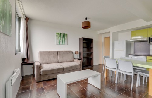 Bordeaux Maritime House | All Suites Appart Hôtel | Bordeaux Lac