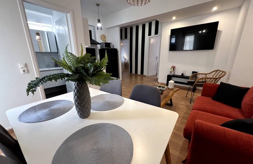 Neapoli Apartment | Allure Athens Urban Suites
