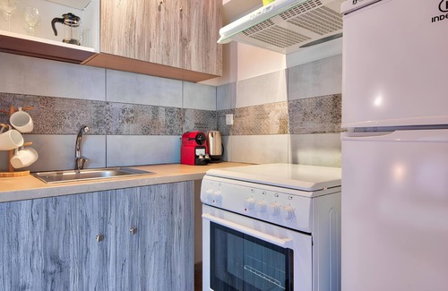 Neapoli Apartment | Allure Athens Urban Suites