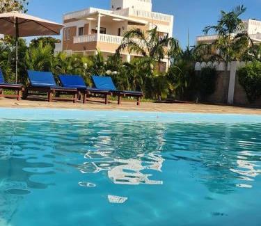 Galu Villa | Almond Ridge diani villa 2