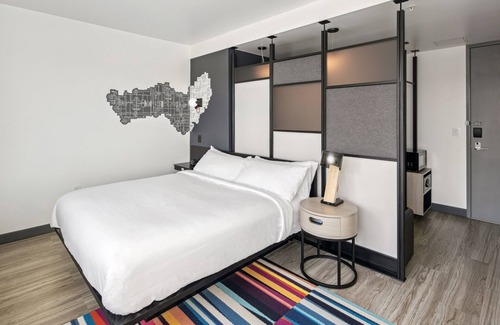 Midtown Anchorage Hotel | Aloft Anchorage