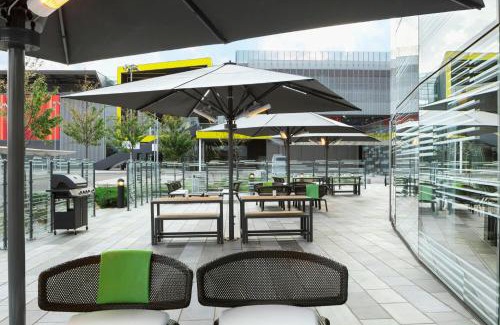 Custom House Hotel | Aloft London Excel