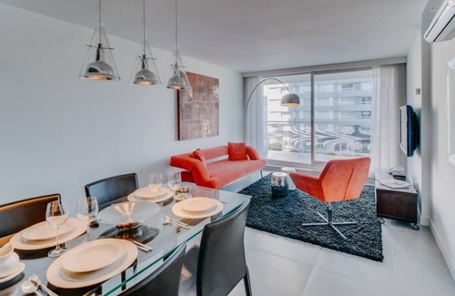 Punta del Este Apartment | Alojamiento en Yoo, Apart. 2 piscina climatizada