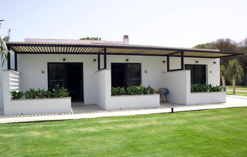 Conil de la Frontera Apartment | Alojamiento rural FINCA AZUCENA SUITE only adults