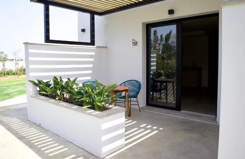 Conil de la Frontera Apartment | Alojamiento rural FINCA AZUCENA SUITE only adults
