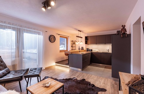 Moosen Apartment | Alpine view SKI IN - SKI OUT