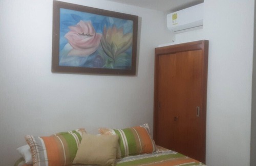 Cartagena District House | ALQUILER EN CARTAGENA DE INDIAS DE UNA HABITACION CON BAÑO PRIVADO, AIRE A. TV.