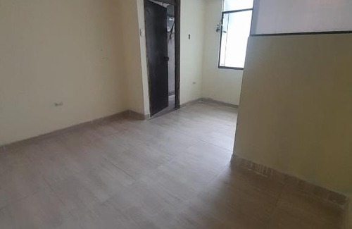 San Martin de Porres Apartment | Alquilo Cuarto Av Bertello (3 Cdras Tottus Av Canta Callao)