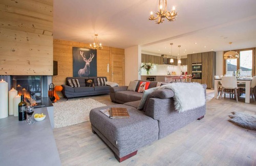 Morzine Apartment | ALTAKA 4 in Morzine with 4 bedrooms and 3 bathrooms