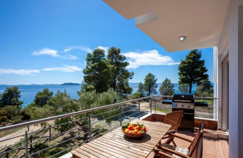 Sithonia House | Alterra Vita Homes By the Sea