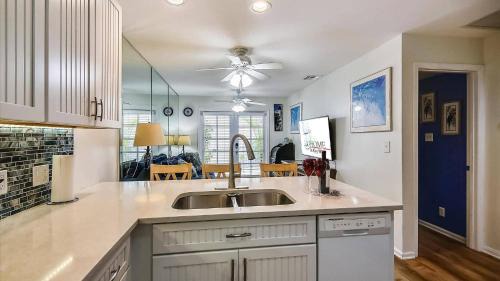 Truman Annex House | Always Your Paradise by AvantStay Shared Pool Near Zachary Beach Week Long Stays Only