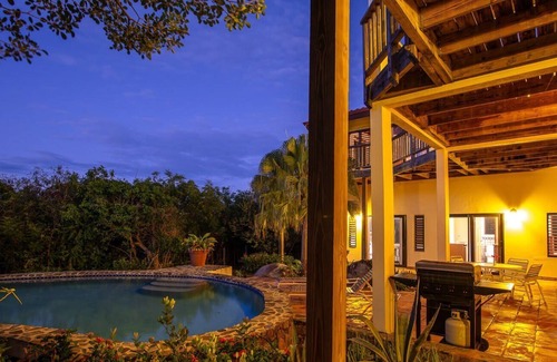Little Trunk Bay Villa | Amani 2BR (4Pax) - Stunning Perfect Getaway