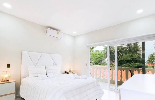 San Luis Talpa Hotel | Amaremar