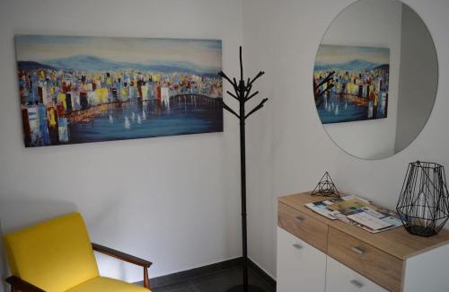 Bakar House | Amarena Holiday Home in Škrljevo