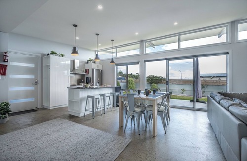 Coles Bay House | Amaroo 1