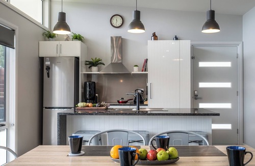Coles Bay House | Amaroo 2