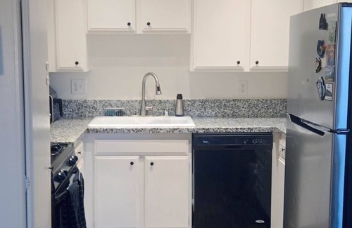 Huntington Beach Condo | Amazing 2-bedroom condo in Huntington Beach.