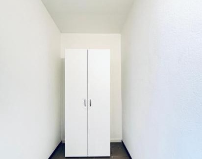 Vienna Apartment | Amazing 2BR Apt, 16-Mins to Blumengärten