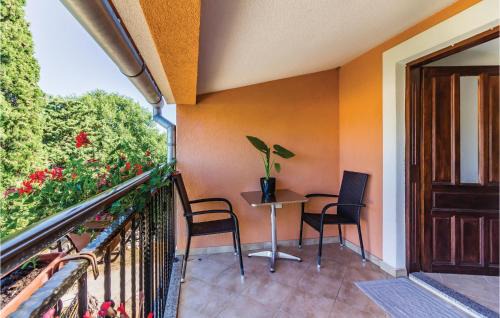 Valtura Apartment | Amazing Apartment In Valtura With Kitchen