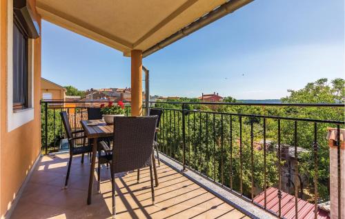 Valtura Apartment | Amazing Apartment In Valtura With Kitchen