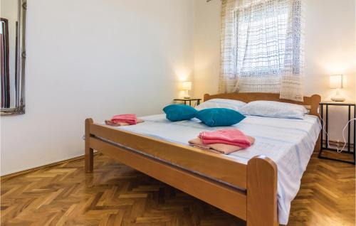 Valtura Apartment | Amazing Apartment In Valtura With Kitchen