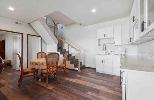 Rockaway Beach House | Amazing Beach Getaway