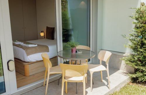 Vila Nova de Gaia Apartment | Amazing Design With Garden & Pool by Vacationy