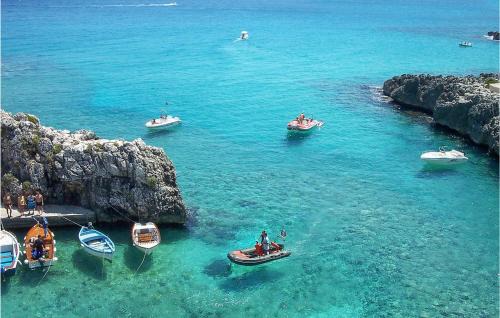 Torre Specchia Ruggeri House | Amazing Home In Torre Specchia Ruggeri