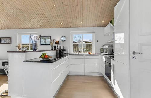 Bøjden House | Amazing home in Faaborg with WiFi