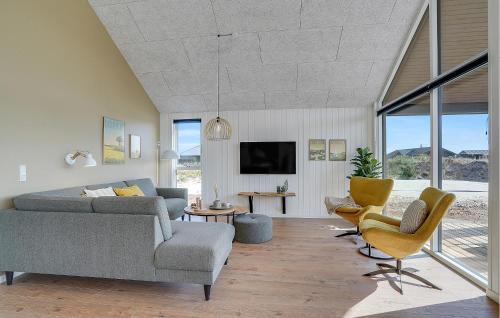 Bjerregard Strand House | Amazing Home In Hvide Sande With Sauna