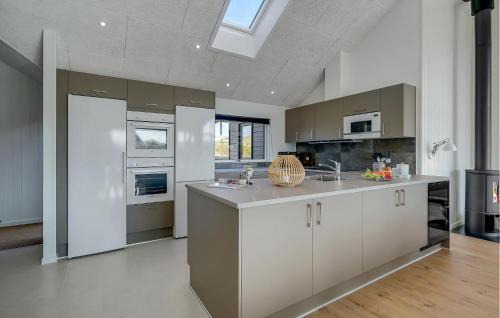Bjerregard Strand House | Amazing Home In Hvide Sande With Sauna