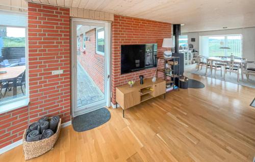 Houvig Strand House | Amazing Home In Ringkøbing With Sauna