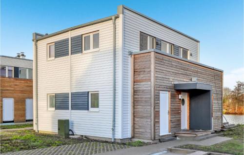 Tossens House | Amazing Home In Tossens With Wifi
