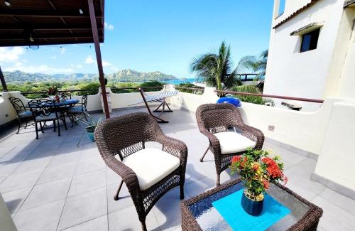 Coco Sunset Hills Apartment | Amazing Oceanview Private Villa Rooftop Terrace Walk to Beach