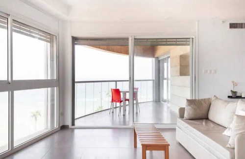 Bat Yam Apartment | Amazing Sea View 3 BR APT Iconic Tower