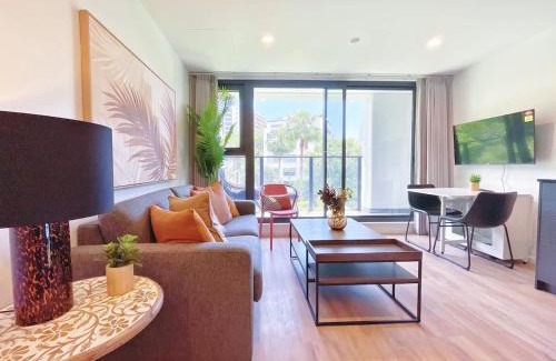 Newton Apartment | Amazing SkyTower & Park View - Parkside Living with AC