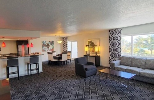Surfside Condo | Amazing Solara Surfside, 2 Bedroom Oceanfront Resort