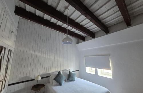 Poblats Maritims Apartment | AmazINN Places Casa Calabuig Ático Marina Real - No Ascensor-